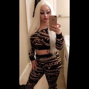 Meet your Posher, Angelica